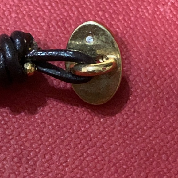 🖤FOSSIL💕crystal leather gold button bracelet - Picture 6 of 12